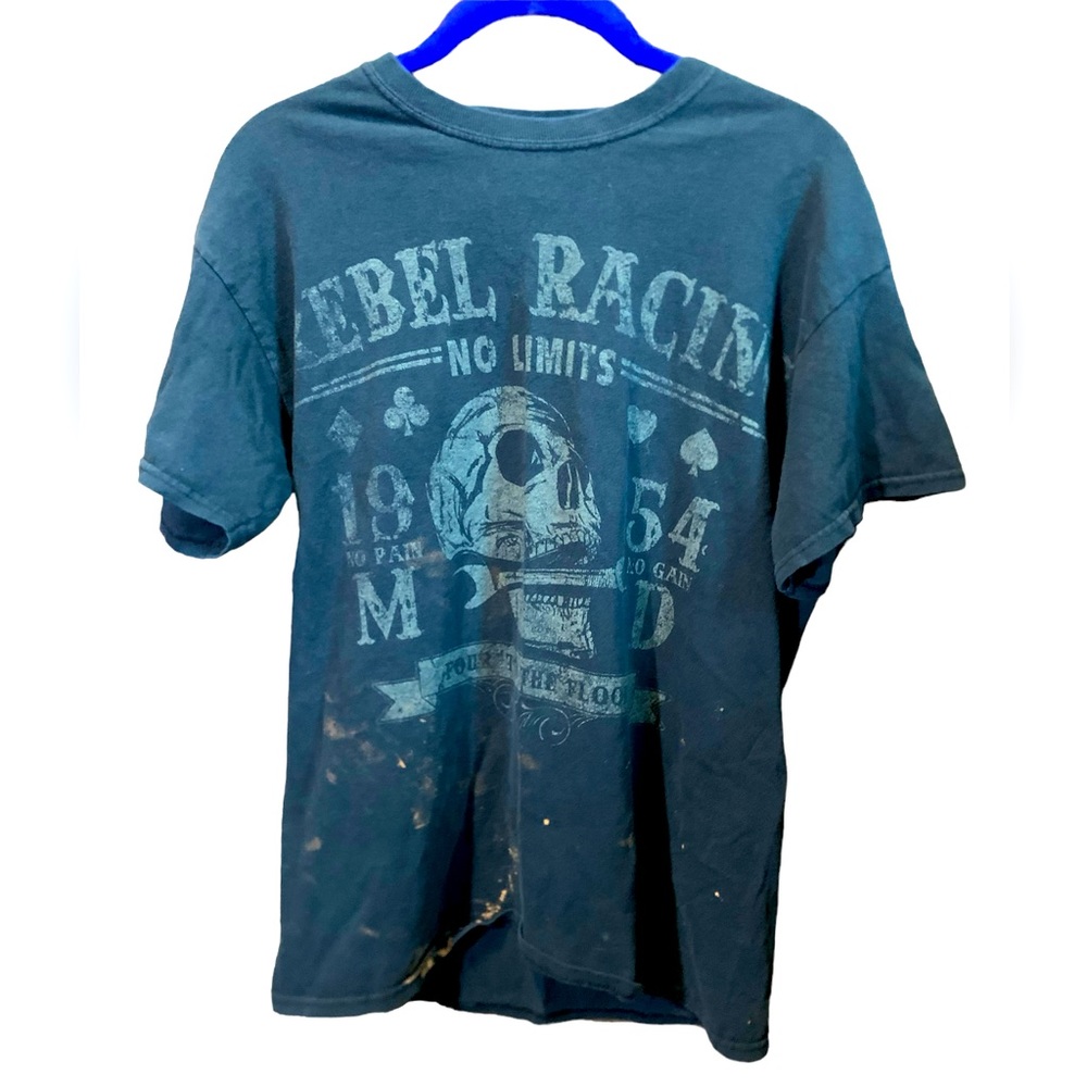 Men’s black vintage tee